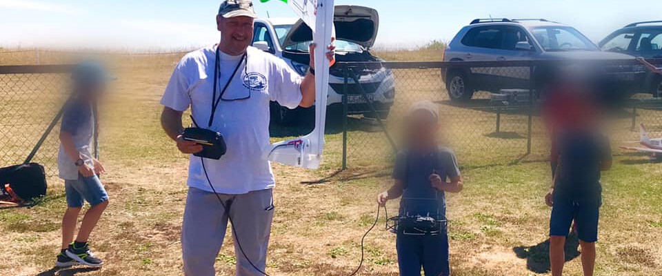 66044691_2716917778343144_344525126680707072_n 66044691_2716917778343144_344525126680707072_n